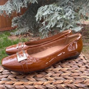 Clarks Caramel Brown Patent Leather Flat Slip on Loafer w Gold Buckle Detail